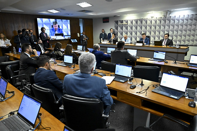 CPMI do INSS cancela depoimentos de Leila Pereira e diretores bancários