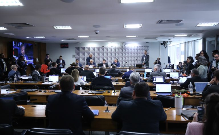 CPMI do INSS ouve ex-diretor sobre desvio de R$ 6,3 bilhões na segunda