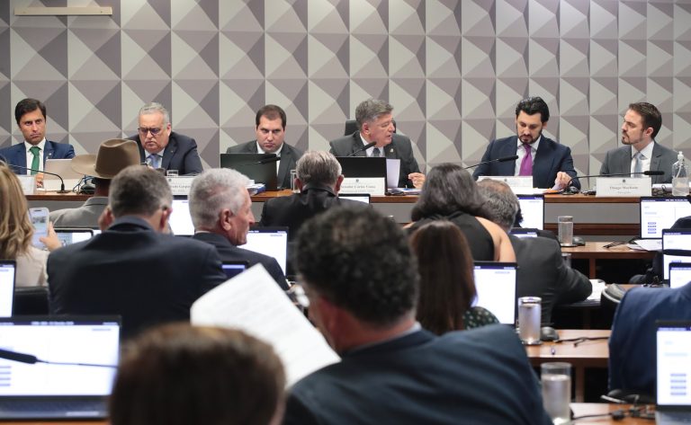 CPMI do INSS ouve presidente do Sindnapi que recebeu R$ 154 milhões