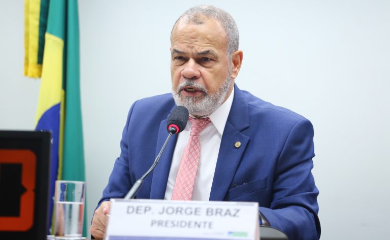 Deputado destaca sistema brasileiro de defesa do consumidor e alerta para golpes online