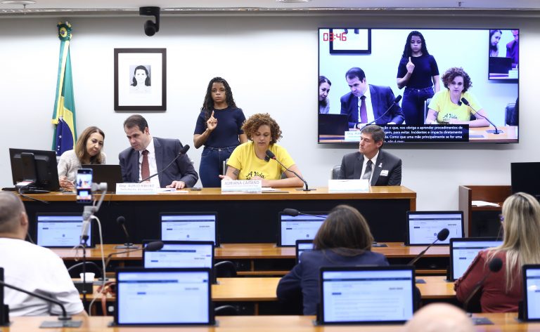 Deputado propõe regulamentação específica para cobertura de home care pelos planos de saúde