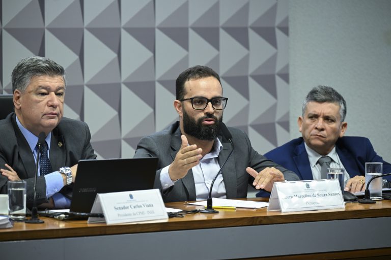 Empresário admite ter aberto empresas para Conafer em depoimento à CPMI do INSS
