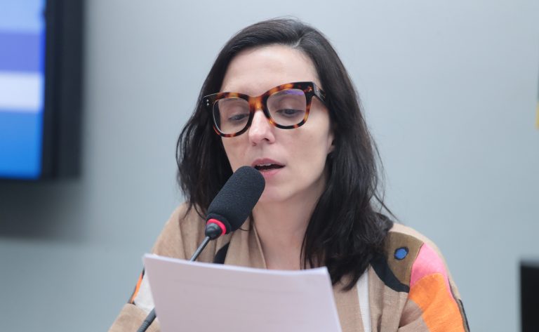 Escolas comunitárias e confessionais poderão receber recursos diretos de programas do MEC