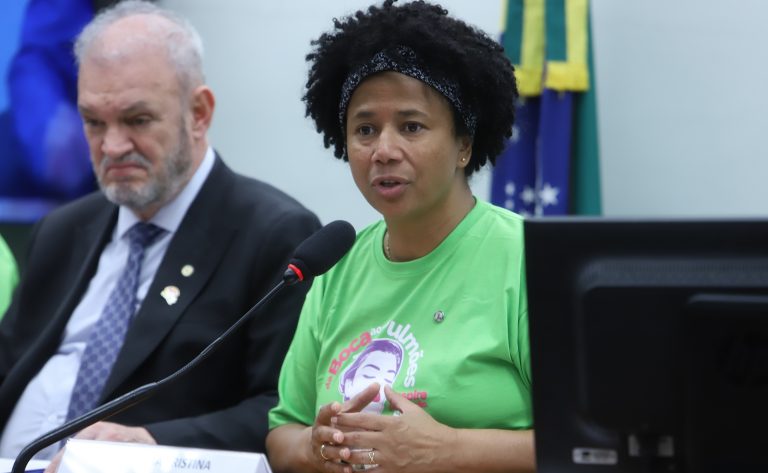 Especialistas alertam: 90% dos diagnósticos de câncer de cabeça e pescoço são tardios