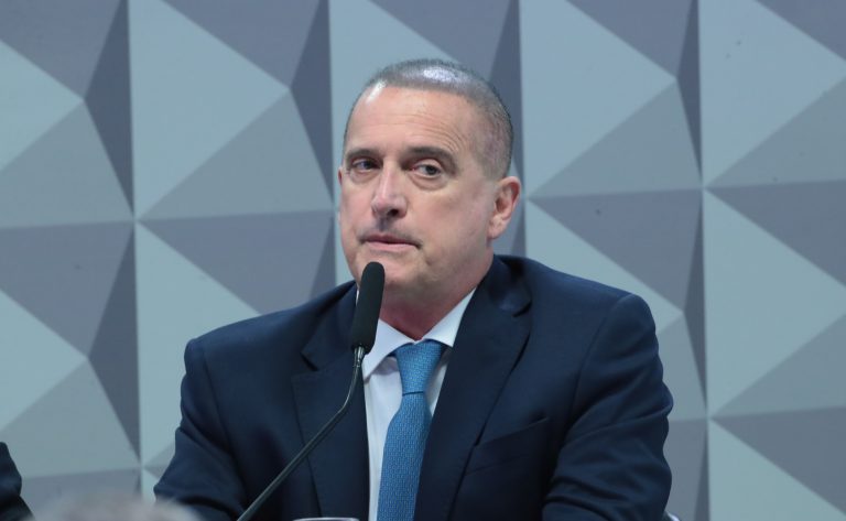 Ex-ministro Onyx Lorenzoni nega ligação com fraudes do INSS em depoimento