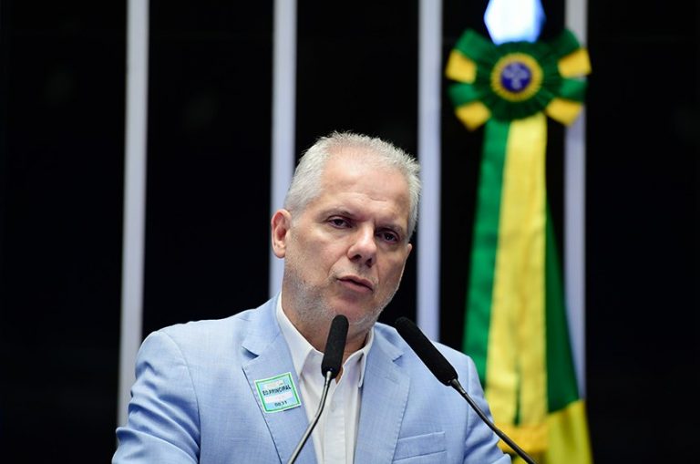 Ex-presidente do INSS será ouvido pela CPMI sobre fraudes na segunda-feira