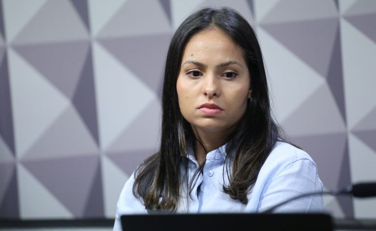 Ex-secretária do 'Careca do INSS' confirma acesso a cofre mas nega lembrar pagamentos