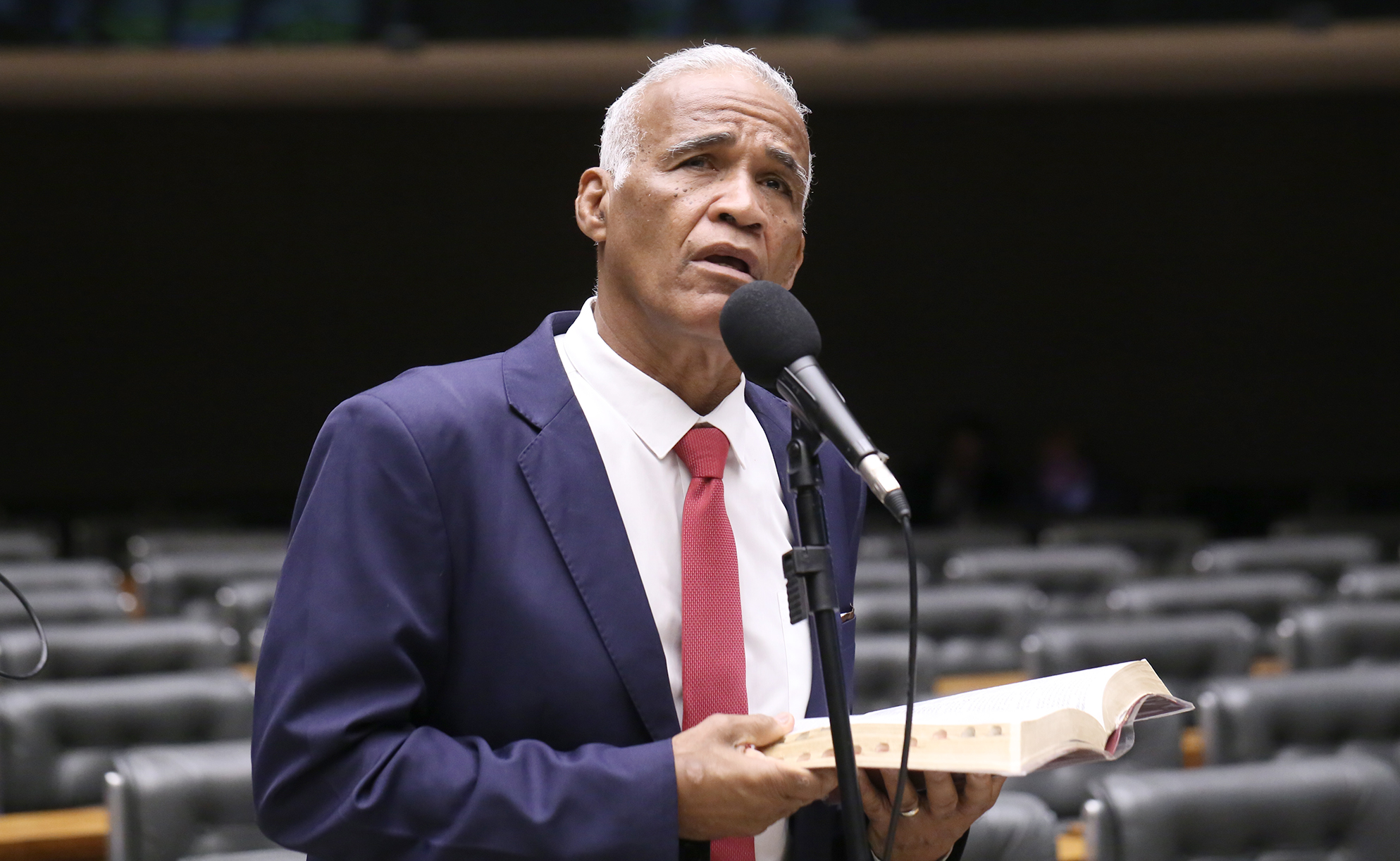 Federação PT-PCdoB-PV elege 10 deputados federais na Bahia e vence Senado e governo
