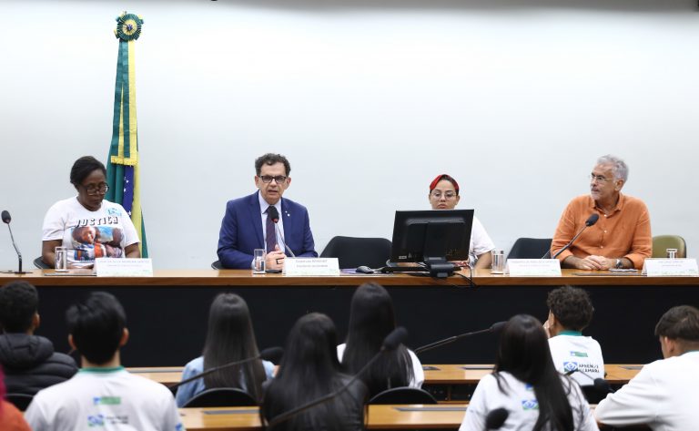 Governo anuncia política nacional para prevenir violência letal contra crianças