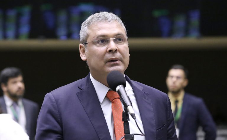 Governo pedirá votação do texto original da MP sobre tributação de investimentos