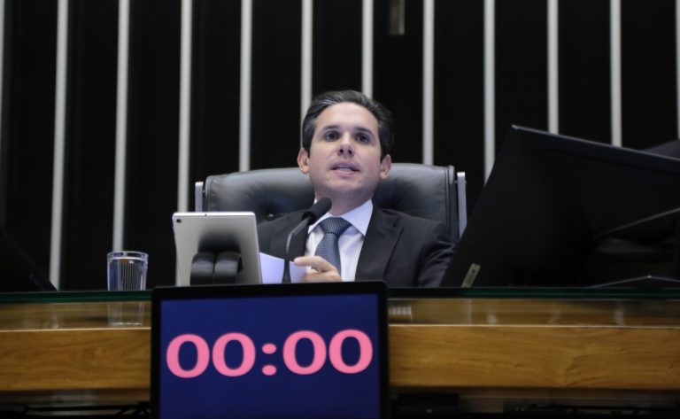Hugo Motta defende reforma administrativa como pacto republicano para modernizar o Estado brasileiro