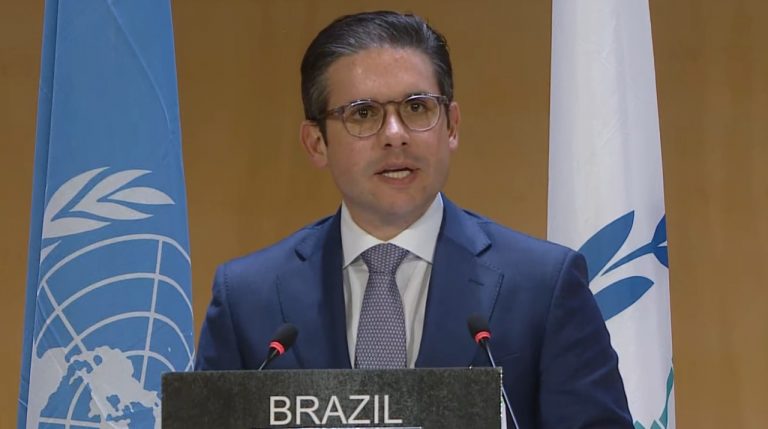 Hugo Motta defende renovação de instituições internacionais em conferência mundial de parlamentos