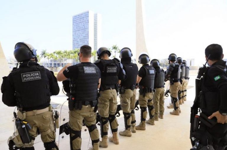 Lula sanciona lei que reorganiza carreira da polícia judicial federal