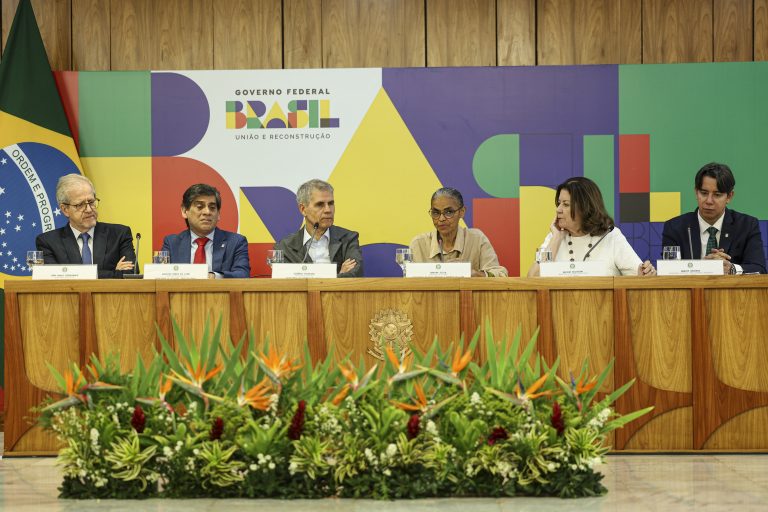 Lula sanciona marco do licenciamento ambiental com 63 vetos estratégicos