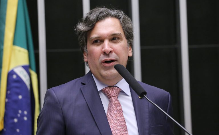 Lula sanciona reajuste de 8% para servidores do Ministério Público