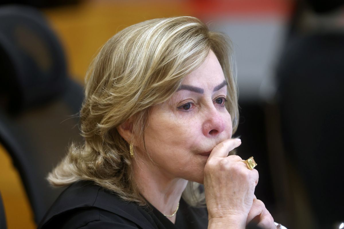 Ministra Dora Maria da Costa se despede do TST após 18 anos de carreira