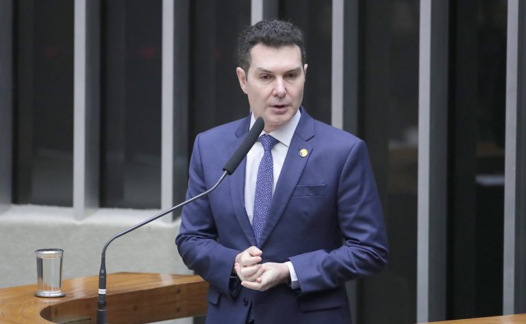 Ministro das Cidades apresenta metas para 2026 na Câmara dos Deputados