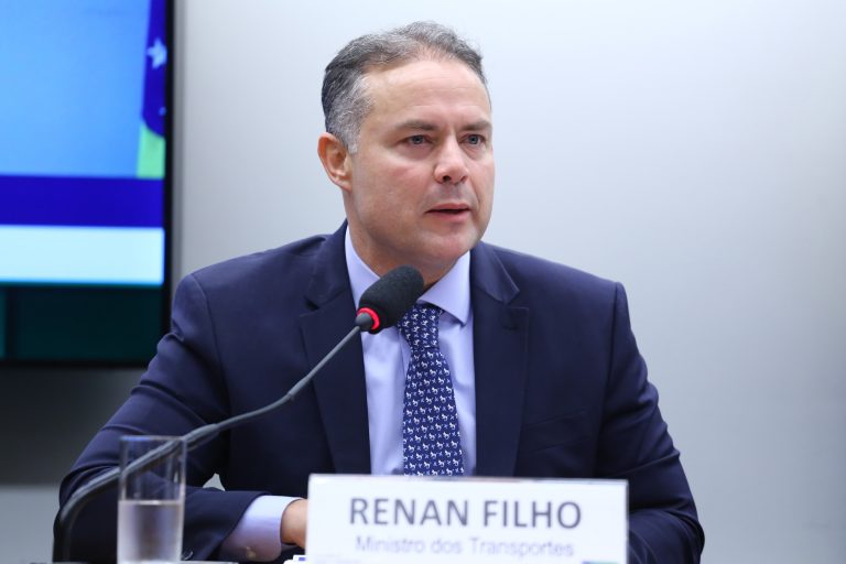 Ministro dos Transportes Renan Filho apresenta prioridades da pasta à Câmara dos Deputados