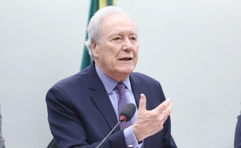 Ministro Lewandowski participa de audiência na Comissão de Segurança da Câmara