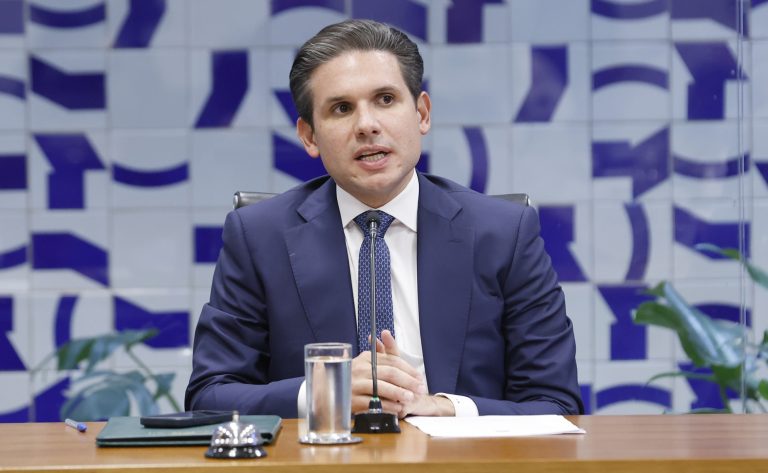 Motta indica relatores para combater fraudes em combustíveis e sonegação fiscal