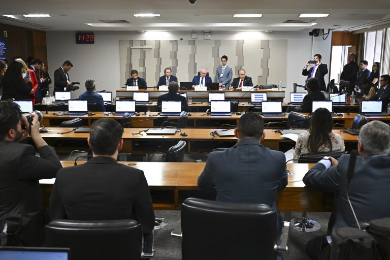 MP 1303/25: Comissão mista debate nova tributação de fundos de investimento e apostas online
