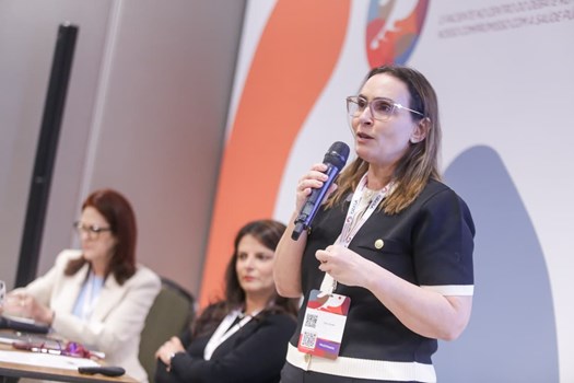 OAB debate desafios trabalhistas em hospitais filantrópicos durante 33º Congresso da CMB