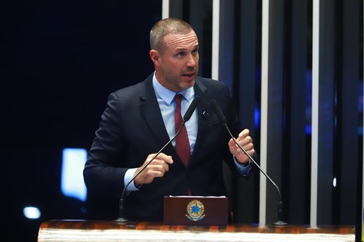 OAB participa de homenagem no Senado aos 50 anos da SAN-SC e 30 da Procuradoria