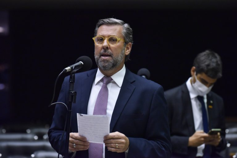 PEC concede autonomia orçamentária à AGU e procuradorias estaduais
