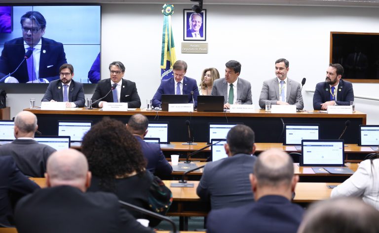 Peritos e policiais pedem mudanças na PEC da Segurança Pública na Câmara