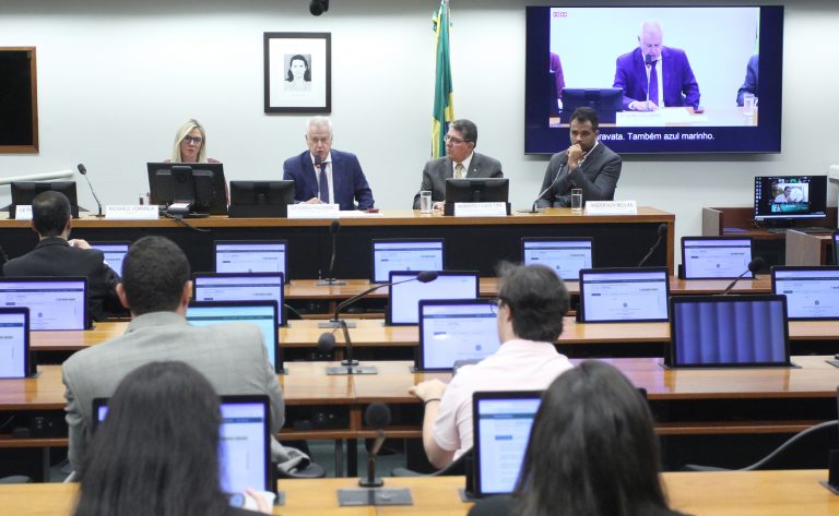 Pessoas com deficiência enfrentam dificuldades para usar passe livre interestadual