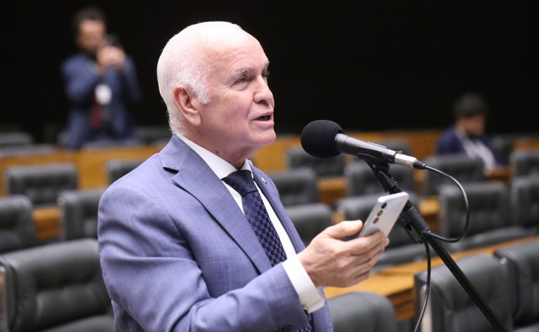 PL 107/26: Câmara analisa criação da Política Nacional da Longevidade