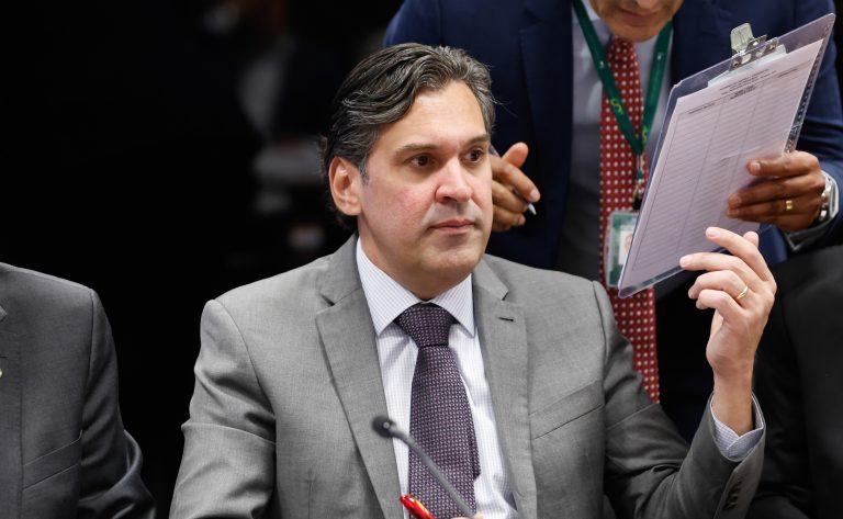 PL reduz CSLL de resseguradoras nacionais de 15% para 9%