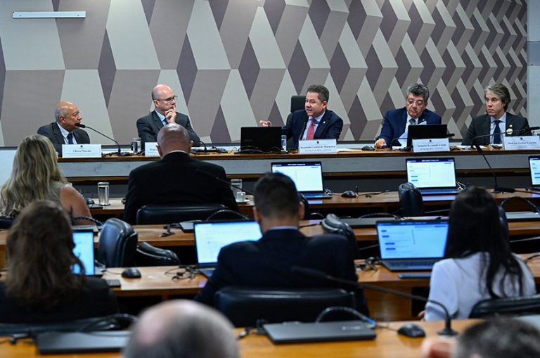 Plano Brasil Soberano pode abrir novos mercados para exportações brasileiras