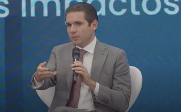 Presidente da Câmara defende PEC das Prerrogativas como prioridade para garantir independência parlamentar