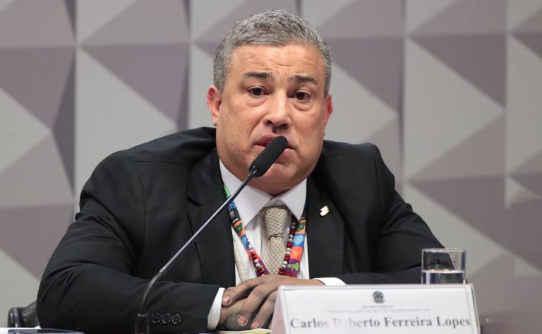 Presidente da Conafer nega fraudes em depoimento na CPMI do INSS