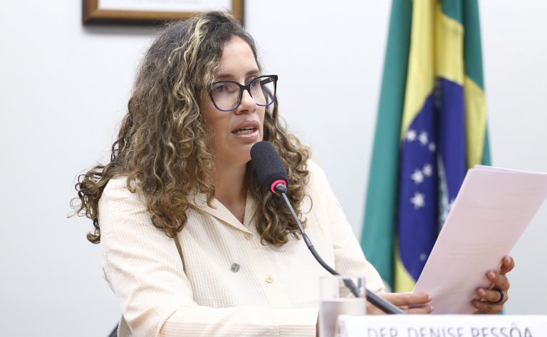 Projeto permite rescindir sentença baseada em lei criada por IA