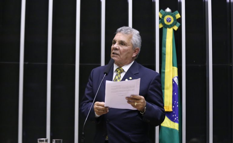 Projeto que torna facultativa adesão ao Proagro é aprovado em comissão da Câmara