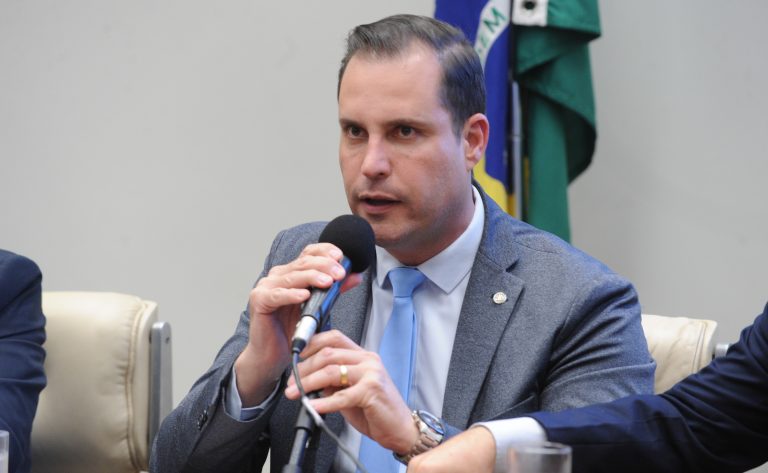 Projeto reserva 20% das vagas para bombeiros em calamidades públicas