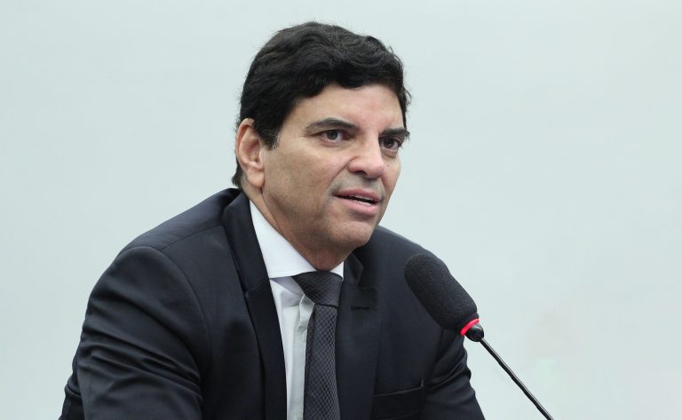 Relator confirma consenso sobre PEC das Prerrogativas que será votada hoje