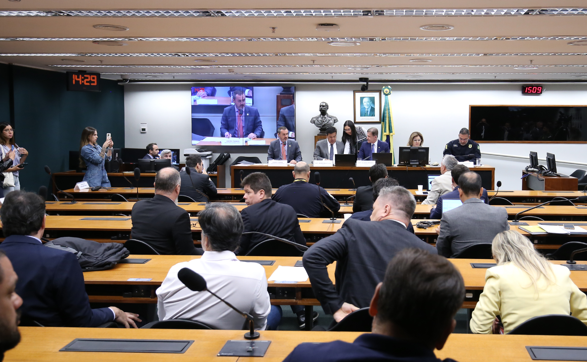 Relator da PEC da Segurança critica comando único e defende autonomia estadual