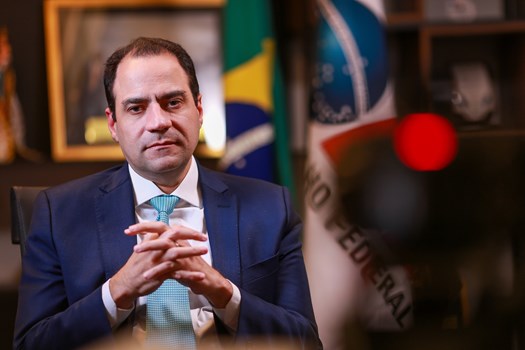 Simonetti defende inviolabilidade da advocacia contra ataques aos honorários