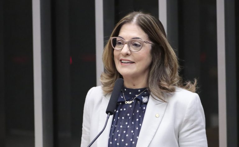 SUS garantirá atendimento prioritário para pacientes com endometriose após aprovação de comissão