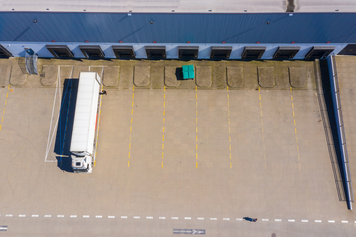 TST afasta responsabilidade de fábrica por dívidas de ajudante de transportadora