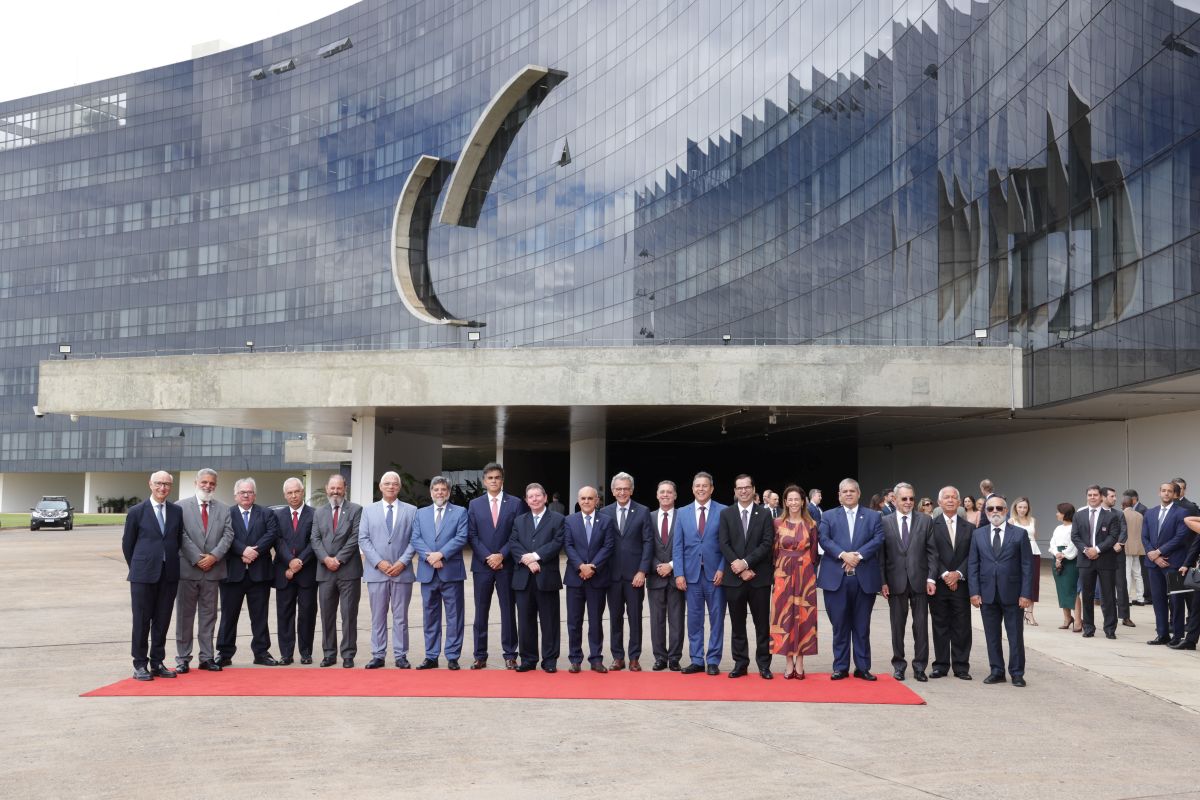TST celebra 20 anos de sede projetada por Niemeyer no coração de Brasília