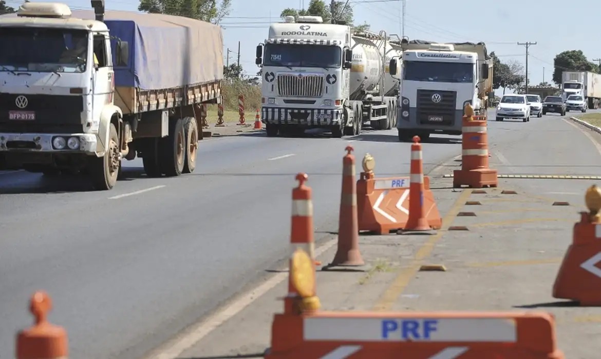 TST convoca audiência sobre horas extras de motoristas pagos por comissão