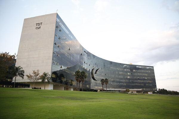 TST suspende pagamento de precatórios dos Correios por 90 dias